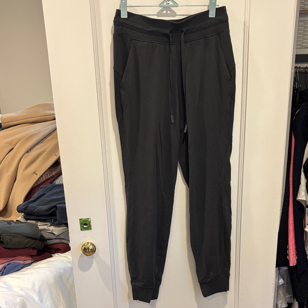 lululemon athletica women’s Charcoal Joggers